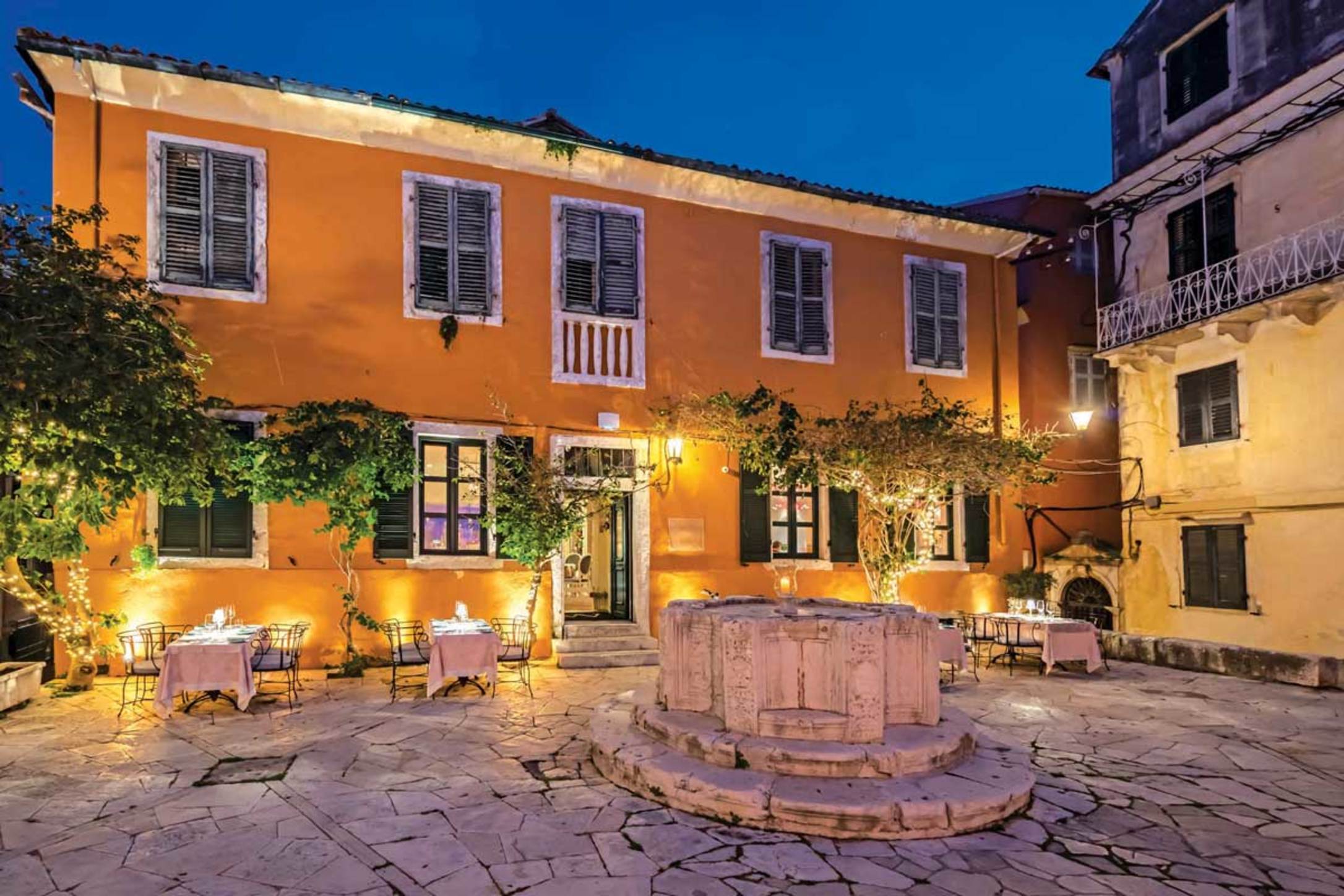 Where to Eat in Corfu: 12 Best Restaurants for 2026